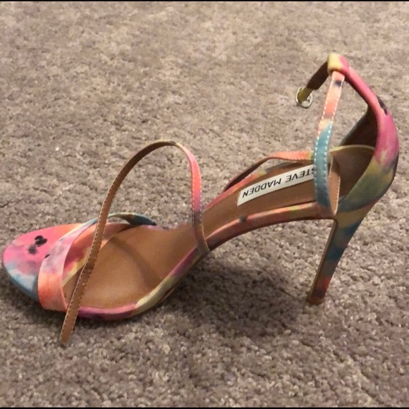 Multicolor High Heels - Picture 2 of 3